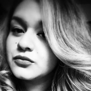 Meet your Posher, Eva